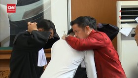 VIDEO: Divonis 12 Tahun Penjara, Mario Dandy Pikir-Pikir