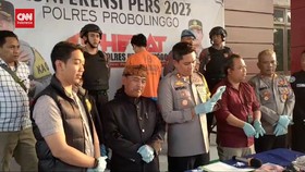 VIDEO: Polis Tahan Manajer WO Pembakaran Bukit Teletubis Gunung Bromo