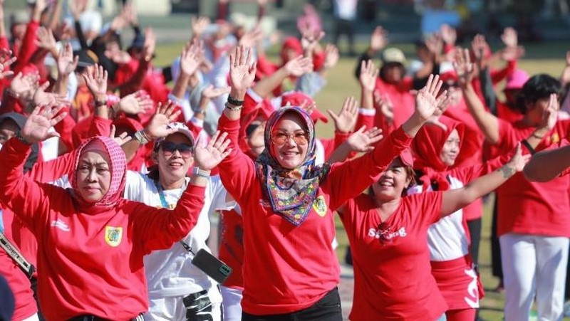 Peringati Haornas, Pemkab Klaten Gelar Jalan Sehat dan Senam Bersama