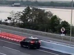 Emak-emak Geser Pembatas Tol Biar Bisa Putar Balik, Pakar: Jangan Dangkal!