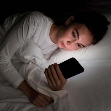 Digital Detox! Ini Tips Mengurangi Screen Time saat Tahun Baru