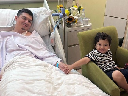 Sweet! 5 Potret Ukkasya Dampingi Sang Ayah, Irwansyah yang Kecelakaan dan Dirawat di RS