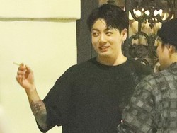 Viral Video Jungkook BTS Merokok Diambil Paparazi, Begini Kata Netizen