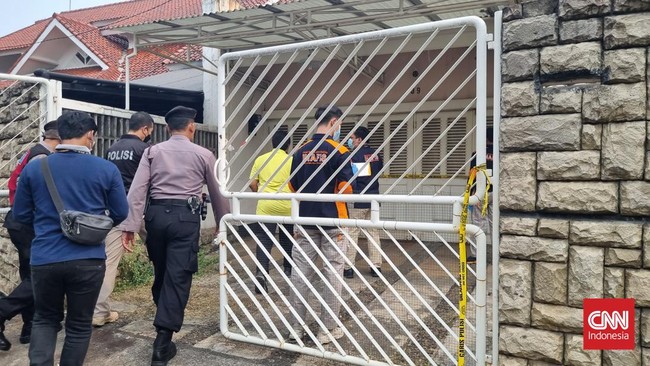 Rumah Sakit Polri ungkap penyebab kematian dari jenazah ibu dan anak yang ditemukan dalam kondisi tinggal kerangka di Depok.