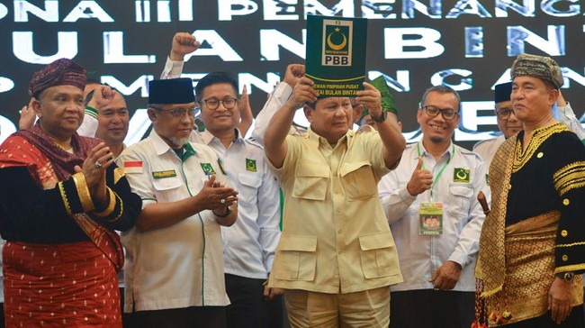 Apabila Yusril Ihza Mahendra tidak dipilih Prabowo Subianto, PBB condong mendukung Gibran Rakabuming sebagai calon wakil presiden.