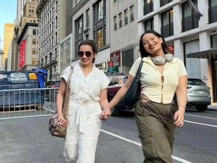 Intip 7 Potret Terbaru Zahwa Massaid, Menetap di New York Bahagia Dikunjungi Sang Bunda