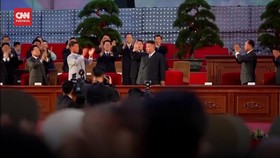 VIDEO: Kim Jong Un Rayakan HUT Korea ke-75