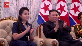 VIDEO: Senyum Putri Kim Jong Un Ikut Rayakan HUT ke-75 Korea Utara