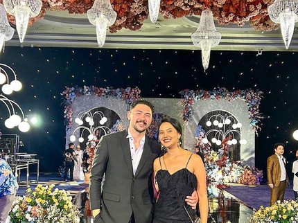 Cerita Lucu Valerie Dinikahi Bule Brondong Beda 7 Tahun, Sempat Tak Direstui Kembaran