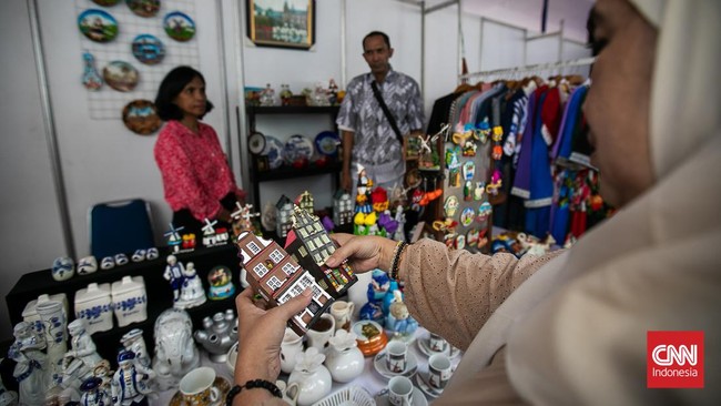 FOTO: Kembalinya Pasar Belanda ke Jakarta Usai 3 Tahun Vakum