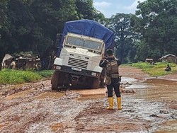 Cerita Perjalanan 376 Kilometer Pasukan FPU Indonesia di Afrika
