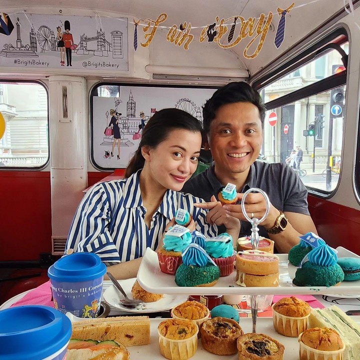 <p>"Dari 2009 tinggal di London, jadi sudah lama. Ada <em>on</em> and <em>off</em>, 2010 aku 1 tahun ke Indonesia. 2017 aku 1 tahun ke Indonesia. Jadi memang aku<em> take a break</em> mengambil 1 tahun di Indonesia untuk pengenalan lagi sama <em>culture</em> kita," kata Angie Virgin saat <em>Intimate Interview HaiBunda via Zoom</em>. (Foto: Instagram: @angie_virgin)</p>