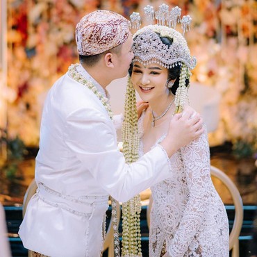 Ungkap Ada Permasalahan, Hana Hanifah Hapus Foto Pernikahan