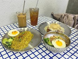 Warkop Kebagian : Gurih Wangi! Mie Goreng Kecombrang Racikan Warkop Jefri Nichol