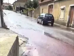Heboh Tumpahan Wine Banjiri Portugal