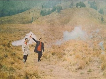 Klaim Sudah Izin, Rombongan Prewed Bromo Sebut Petugas Tak Cek Flare