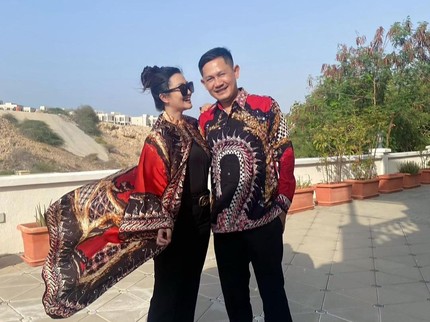 Terpopuler: Kisah Fitri Carlina Harus LDR dengan Suami Pilot