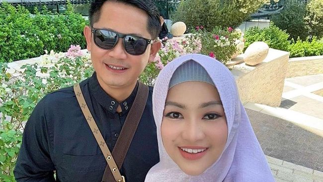 Fitri Carlina Terharu dengan Sikap Suami Meski Promil belum Membuahkan Hasil hingga Kini