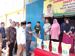 Gubernur Rohidin Jamin Stok Beras Aman hingga Awal tahun 2024