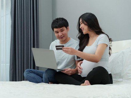 7 Langkah Menyiapkan Keuangan untuk Anak Sejak Bunda Hamil hingga Si Kecil Lahir
