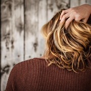 Bebas Repot, Begini 4 Cara Cepat Keringkan Rambut Tanpa Hairdryer