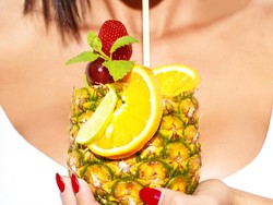 6 Manfaat Jus Nanas untuk Diet, Bisa Turun BB 2 Kg Dalam Seminggu
