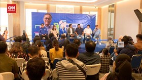 VIDEO: Pakai Jas Biru, 3 Eks Kader PSI Resmi Gabung PAN