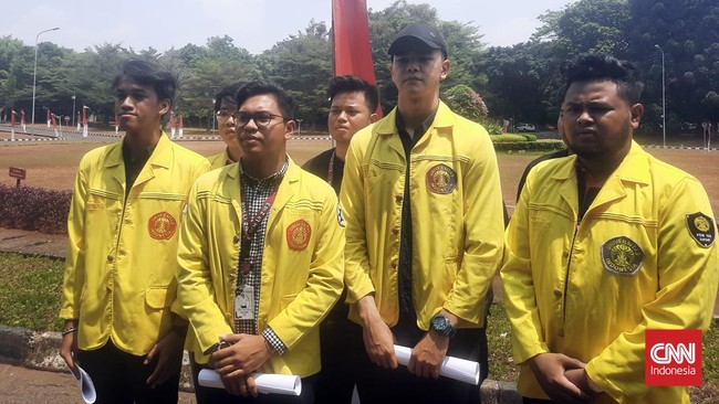 Acara dialog kebangsaan di kampus UI batal digelar 14 September karena hanya Anies Baswedan yang memberi konfirmasi kehadiran. Ganjar dan Prabowo berhalangan.