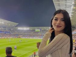 Ini Wanita yang Viral Selfie Bareng Cristiano Ronaldo... dari Jauh