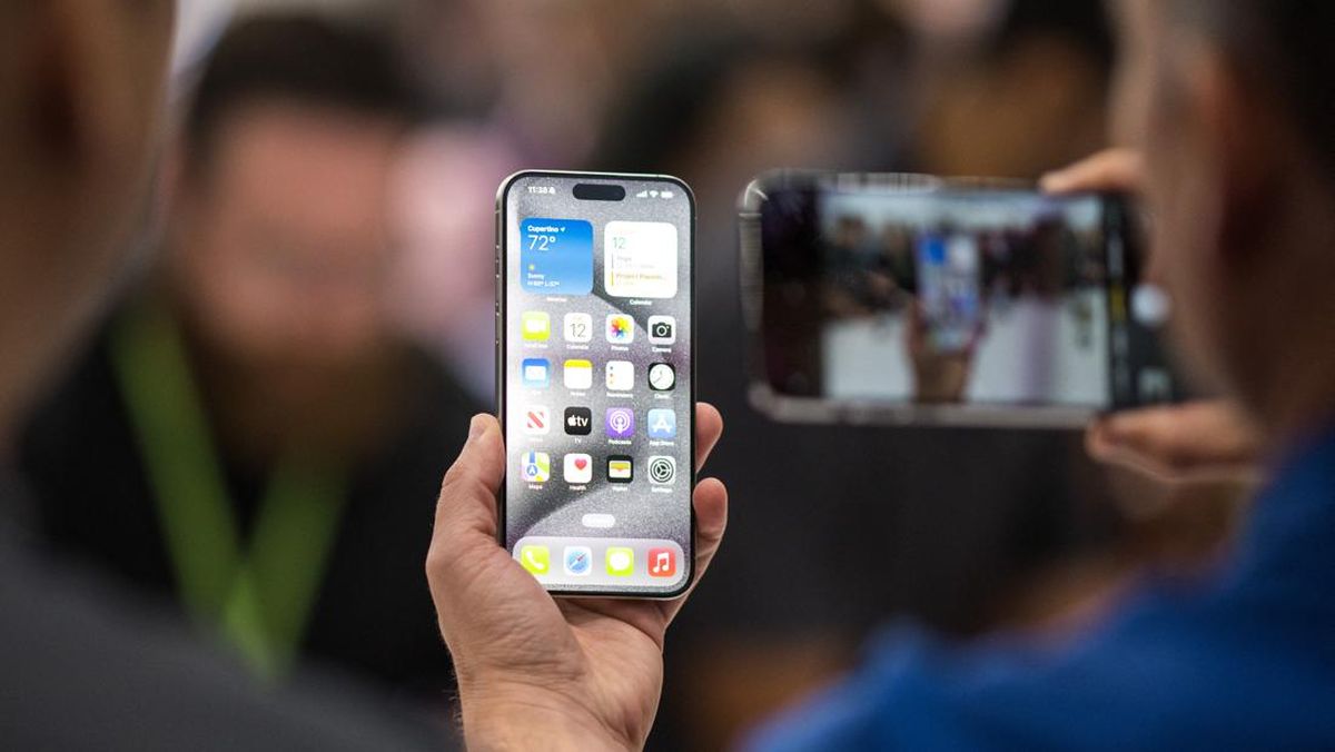 Harga iPhone Bisa Meroket Tiga Kali Lipat Jika Diproduksi di AS