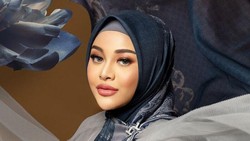 Baru di Shopee! Garansi Bebas Pengembalian Bikin Aurel Hermansyah Kegirangan