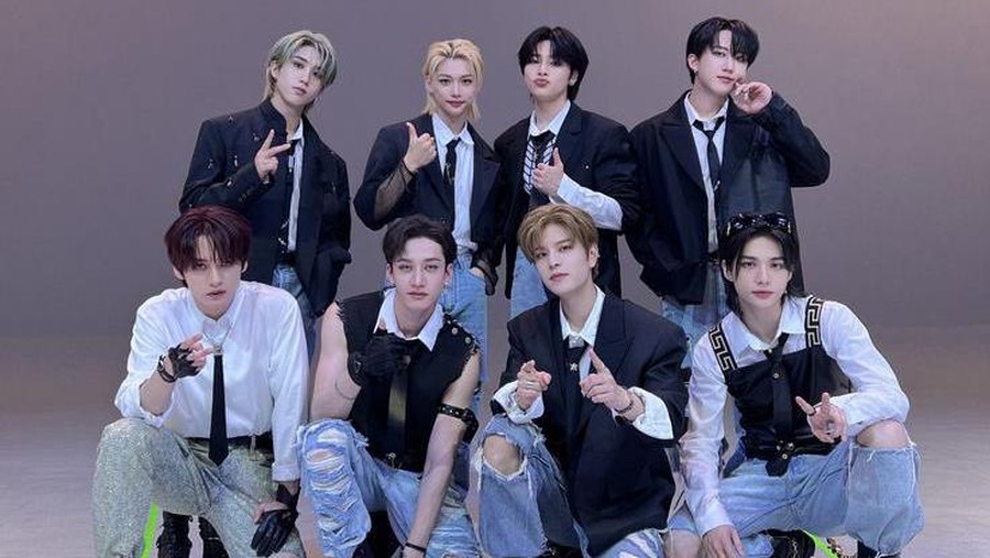 Bawa Pulang Piala MTV VMA 2023, Stray Kids Beri Pesan Ini ke Fans Bawa Pulang Piala MTV VMA 2023, Stray Kids Beri Pesan Ini ke Fans