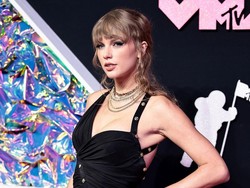 Lirik Lagu 'All Too Well' Taylor Swift, Lengkap dengan Terjemahan & Makna