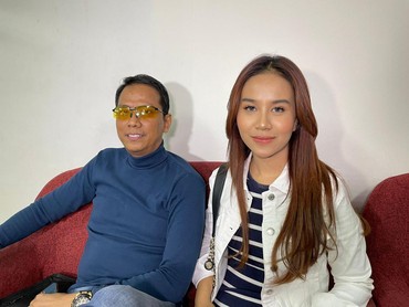 img-title Terpopuler: Sarwendah soal Jualan di TikTok VS Mayang Bayar Tagihan Rp500 Juta