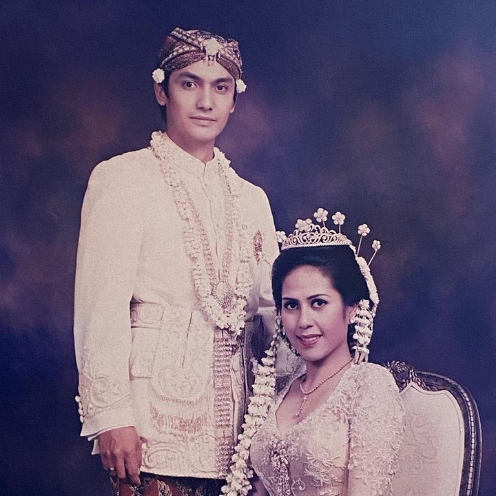 <p>Postingan Gunawan ini mendapat banyak reaksi dari publik. Saat artikel ini Bubun tulis, postingan tersebut sudah mendapat 6.300 komentar dan 166 <em>likes.(Foto:</em> Instagram @gunawan_sudrajat_real)<br /><br /><br /></p>