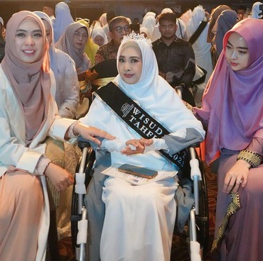 Oki Setiana Dewi Ungkap Keajaiban Doa di Balik Kesembuhan Ibunda Usai Henti Jantung