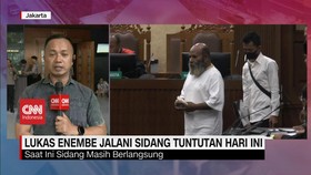 VIDEO: Lukas Enembe Jalani Sidang Tuntutan Hari Ini