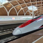Hanya 40 Menit, Ini Harga Tiket Kereta Cepat dari Jakarta ke Bandung