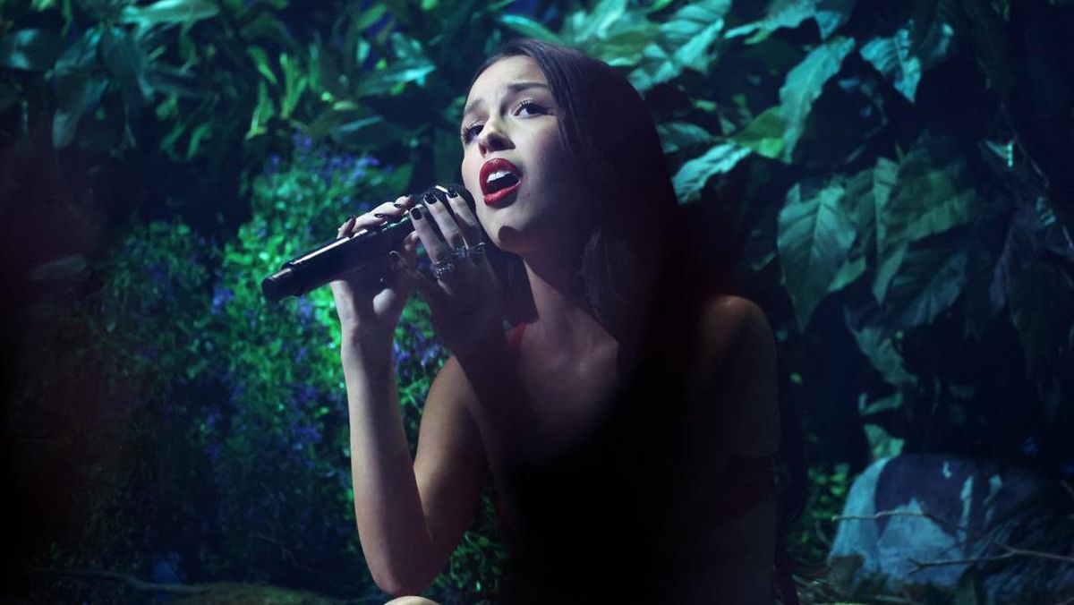 Teman Beber Olivia Rodrigo dan Louis Partridge Sudah Putus