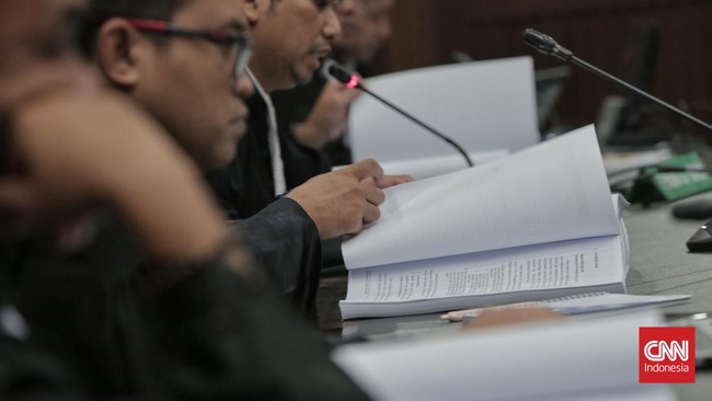 Dodi Martimbang dituntut dengan pidana 7,5 tahun penjara dalam kasus korupsi kerja sama pengolahan anoda lagam PT Antam dan PT Loco Montrado.