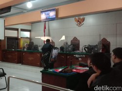 Sidang Eksepsi Wahyu Kenzo, Pengacara Nilai Dakwaan JPU Tidak Jelas