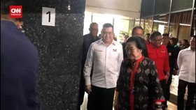 VIDEO: Megawati & Para Ketua Partai Kumpul di Rapat Perdana TPN Ganjar