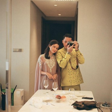 Diisukan Mualaf, Sarah Menzel Ikut Kajian Bareng Aurel Hermansyah