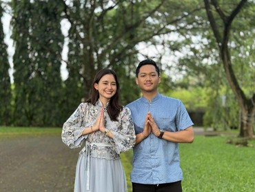 img-title Sarah Menzel Diduga Siap Pindah Agama demi Dinikahi Azriel, Bisnis Ortu Disorot