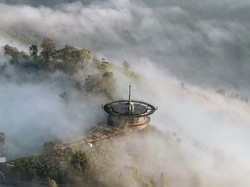 Bromo Hillside Cafe, Kafe Tertinggi di Jatim dengan Panorama 360 Derajat