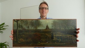 Dicuri 3 Tahun Lalu, Lukisan Van Gogh Dikembalikan dalam Tas Terpal