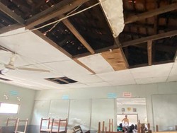 Rusak Bertahun-tahun, Ruang Kelas SD di Cirebon Kini Tak Bisa Dipakai