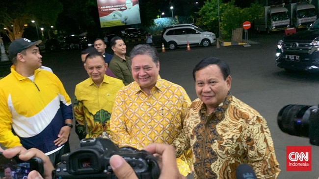 Ketua Umum Partai Gerindra Prabowo Subianto datang ke Kantor DPP Partai Golkar di Slipi, Jakarta, Kamis (14/9) petang.