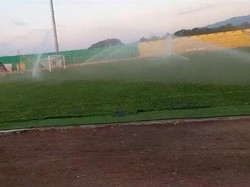 Perawatan Ekstra Rumput Stadion BJ Habibie Jelang Laga PSM Vs Barito Putera