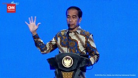 VIDEO: Jokowi Singgung Foto Airlangga Berlatar Kuning: Tahun Politik